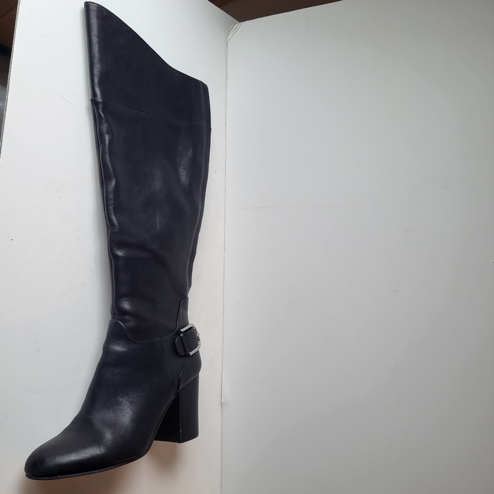 Vince Camuto Black Leather Heeled Boots - 7.5